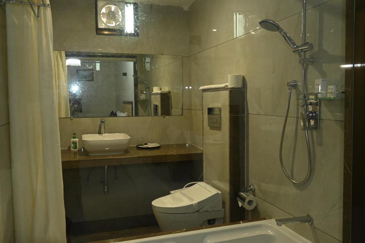 Hotel The Orange Zest Vithalpur Esterno foto